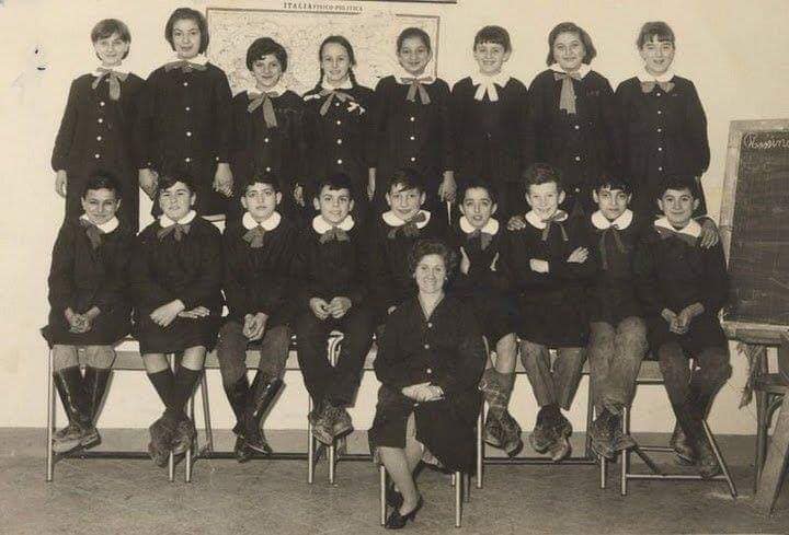 La maestra Gemmina oggi compie 100 anni. Rassina in festa. Gli omaggi del sindaco Ricci La maestra Gemmina oggi compie 100 anni. Rassina in festa. Gli omaggi del sindaco Ricci