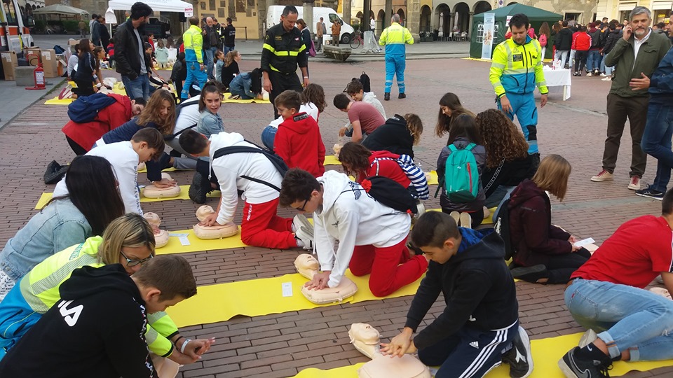 Ad Arezzo, venerdì 18 ottobre, la tappa finale della settimana per la rianimazione cardiopolmonare