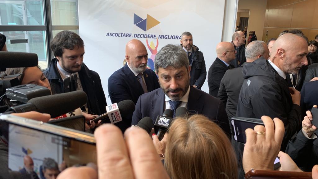 Anci, Fico: “se le Istituzioni non sono vicine ai Comuni il sistema Italia crolla”