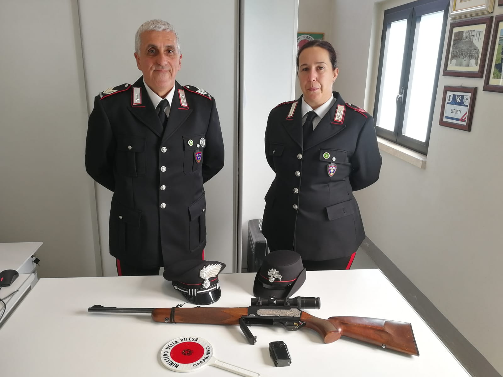 Denunciato dalla Forestale bracconiere 80enne per l’abbattimento di un capriolo