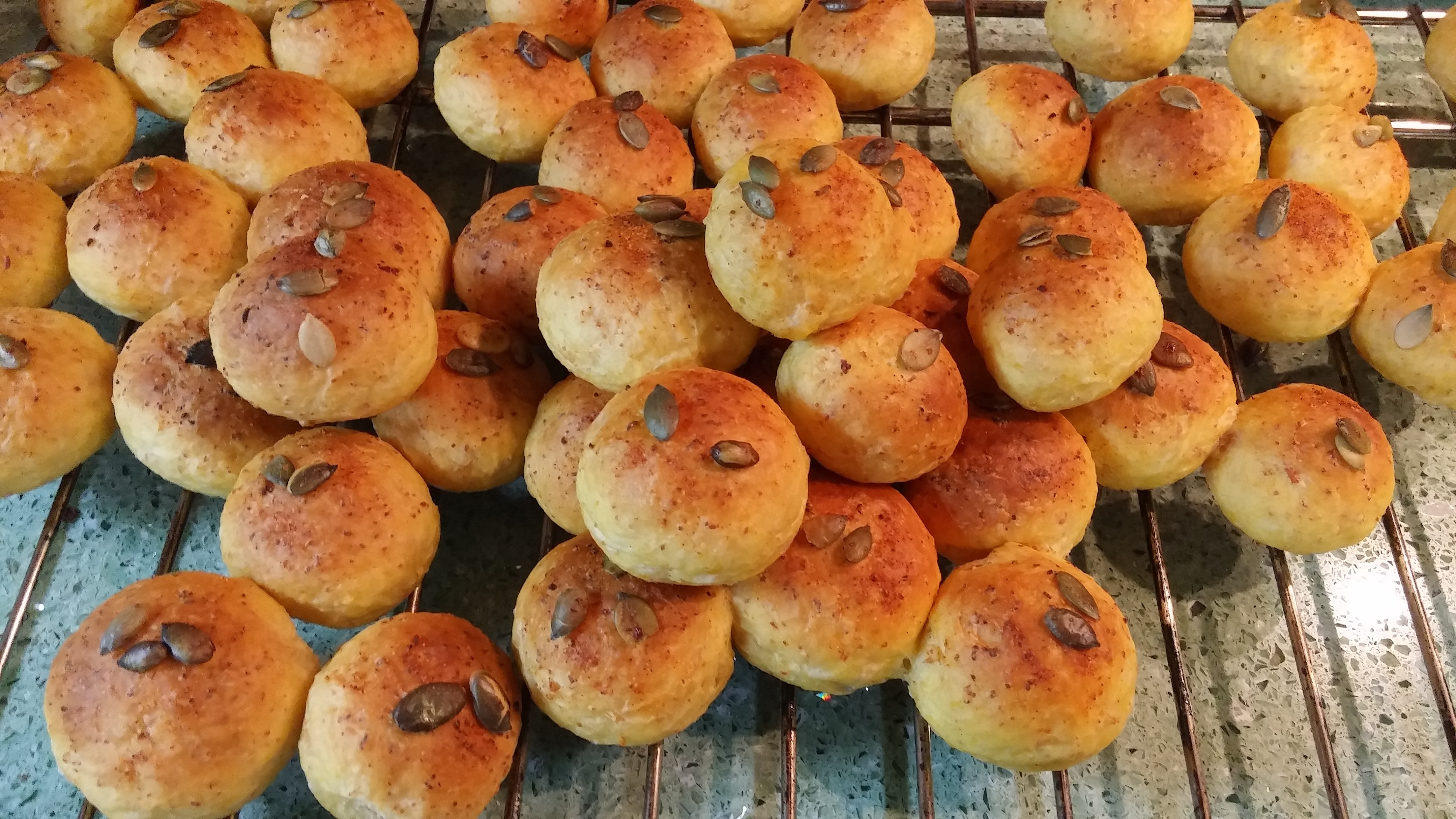 Panini sfiziosi zucca gialla e bacon – Le ricette di Zenzero&Cannella – Chiara Castellucci