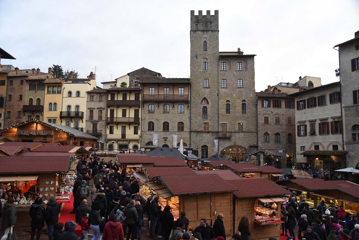 Mercatini di Natale, torna il villaggio tirolese
