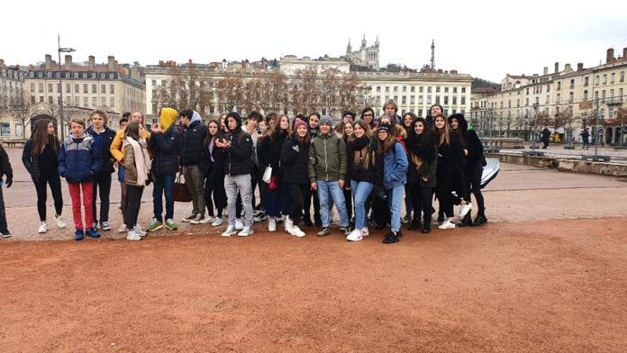 Il Liceo Esabac Vittoria Colonna festeggia il sesto anno di scambio con Notre-Dame de Minimes di Lione