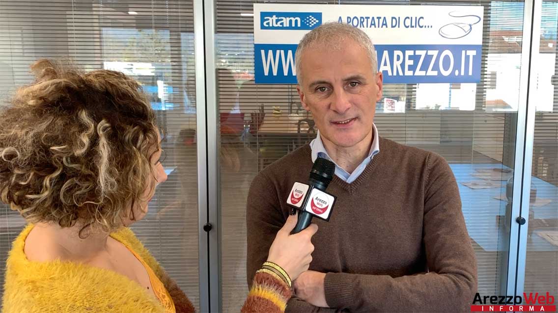 Sosta smart? Pagamenti con app e telepass. Natale, parcheggi full e navette