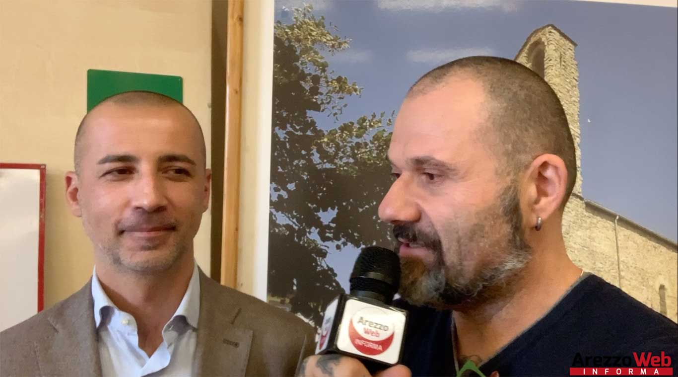 Sabato Arezzo si “illumina d’immenso”. L’albero in Guido Monaco e le rotonde a festa
