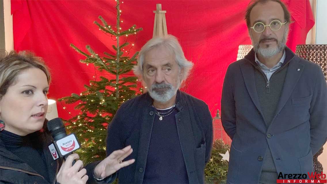 Dopo i nomi delle vie, i versi di Petrarca ad illuminare le strade