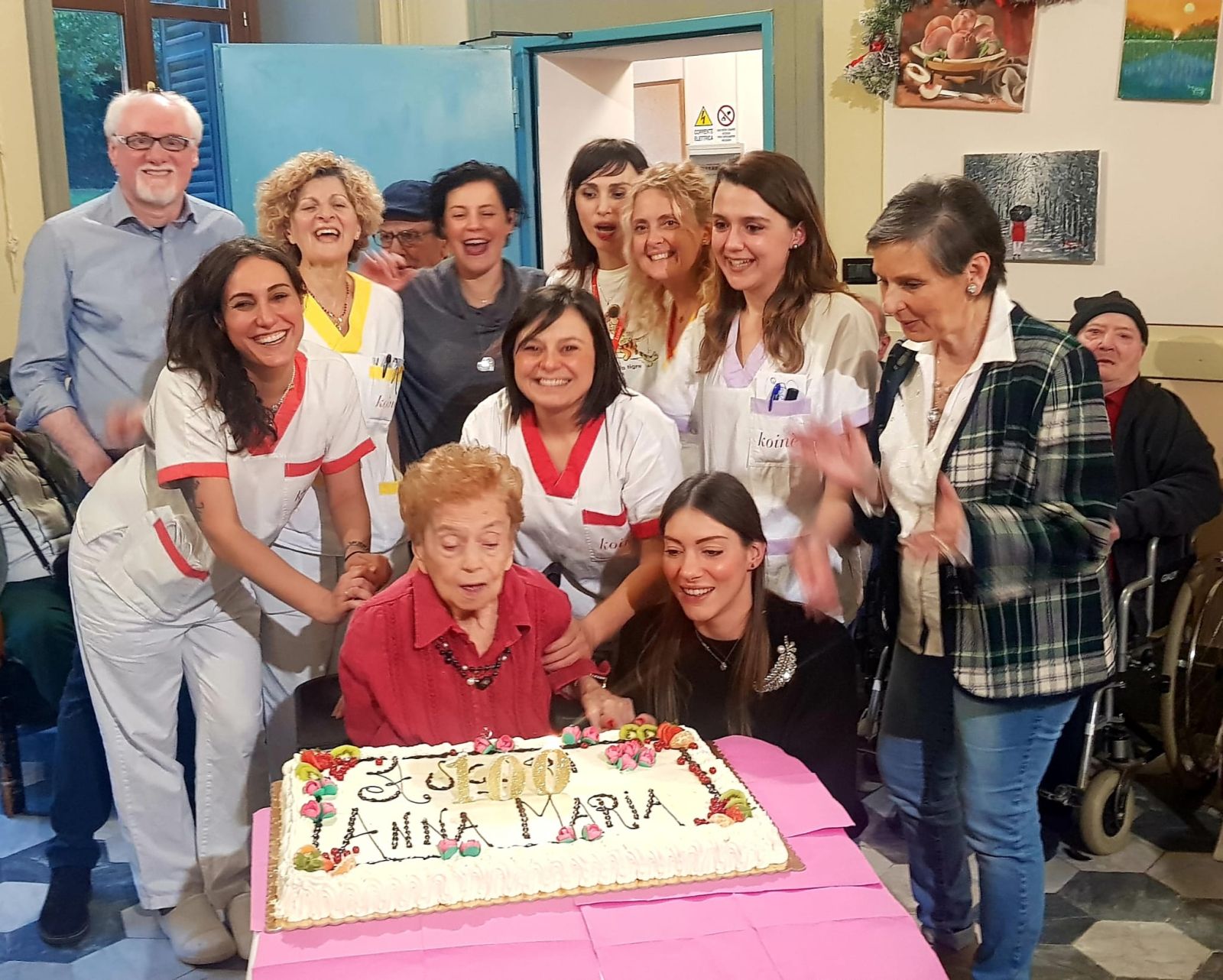 Villa Fiorita, festa per i 100 anni di Annamaria