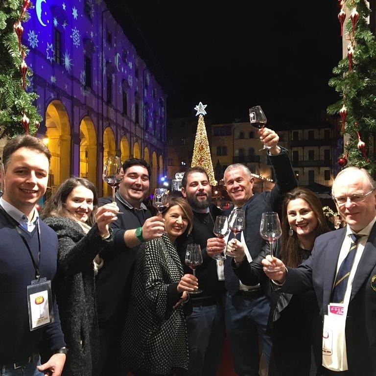 Calici d’arte, buona la prima: un successo