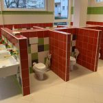 scuola sante tanti bagni
