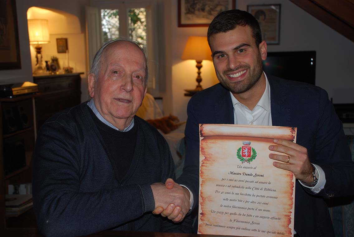 Al maestro Danilo Sereni la pergamena del Comune
