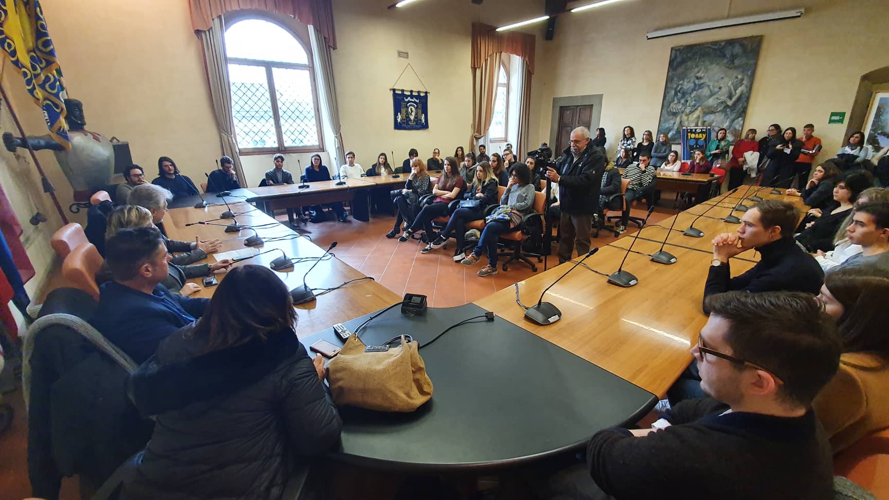 Cinquanta volontari per 7 progetti di servizio civile. E’ record per il Comune di Arezzo