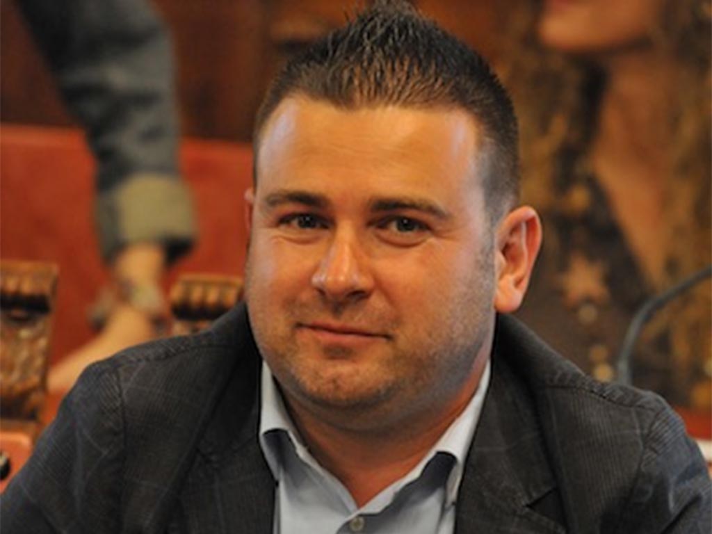 Ruscelli e Caneschi: “Affari e politica del centro destra. In palio nelle prossime elezioni ci sono legalità e democrazia”