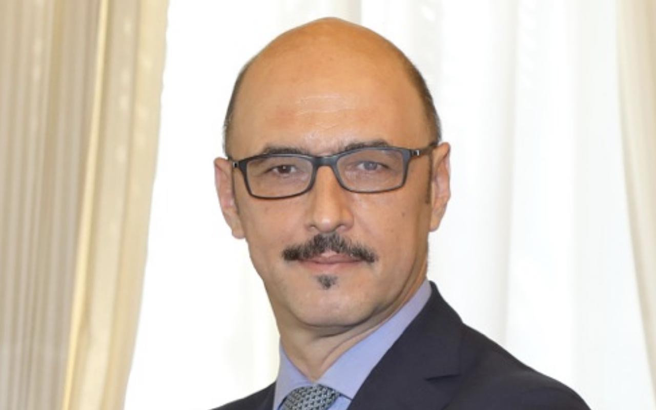 Molotov contro la caserma, viceministro Mauri: “gesto da non sottovalutare”