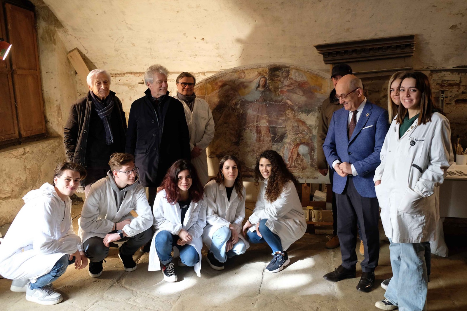 Un tesoro nei sotterranei della Fraternita, il recupero. Ecco l’affresco rimasto nascosto