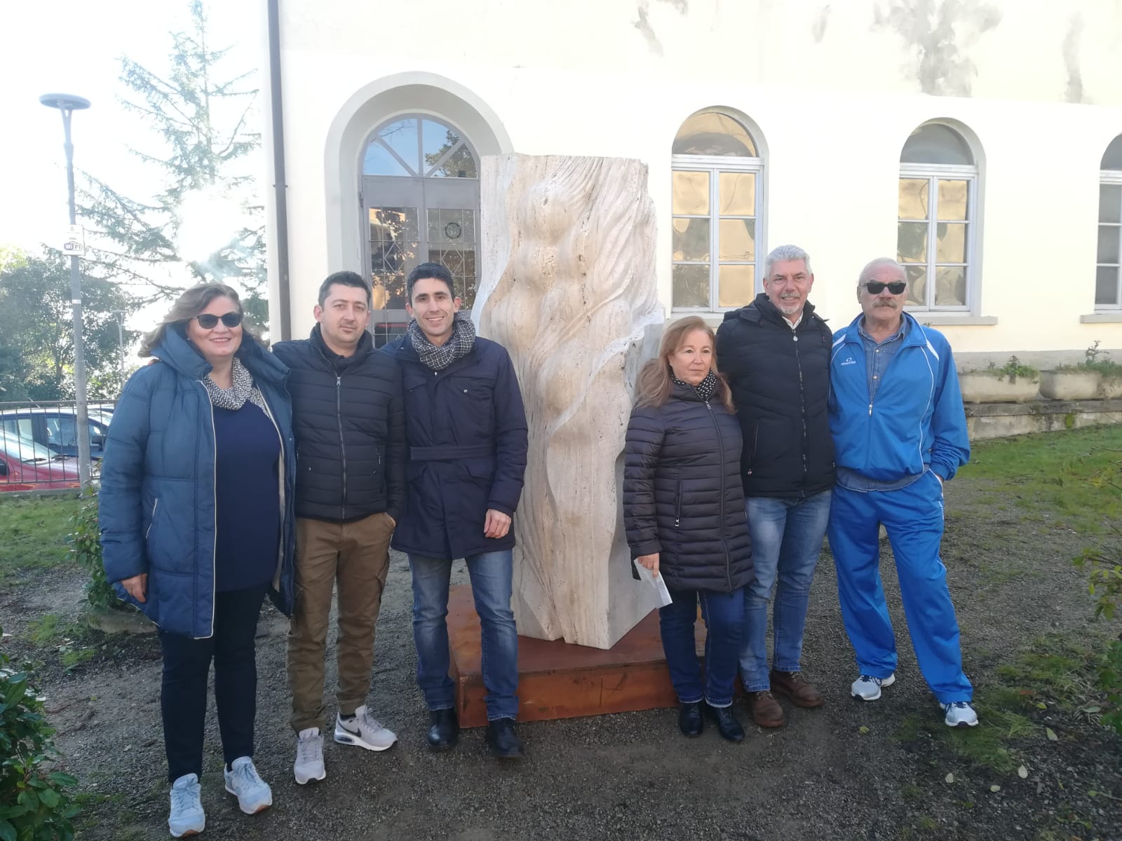 Festa a Meleto il 5 gennaio, inaugurazione di una statua del Simposio Festa a Meleto il 5 gennaio, inaugurazione di una statua del Simposio