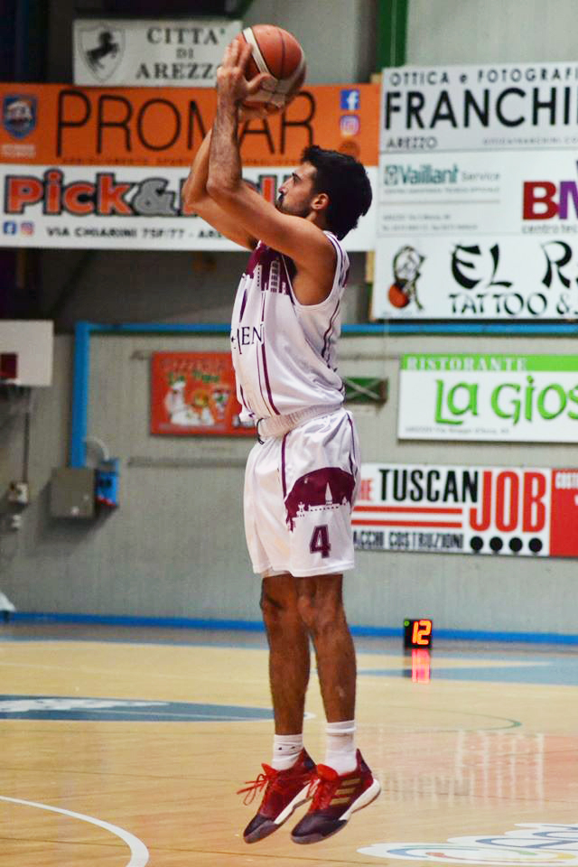 Un Amen Scuola Basket Arezzo su di giri batte la Pielle Livorno