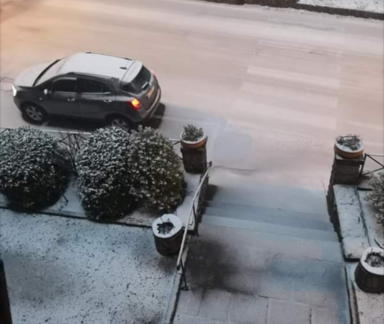 Freddo e neve sui rilievi aretini