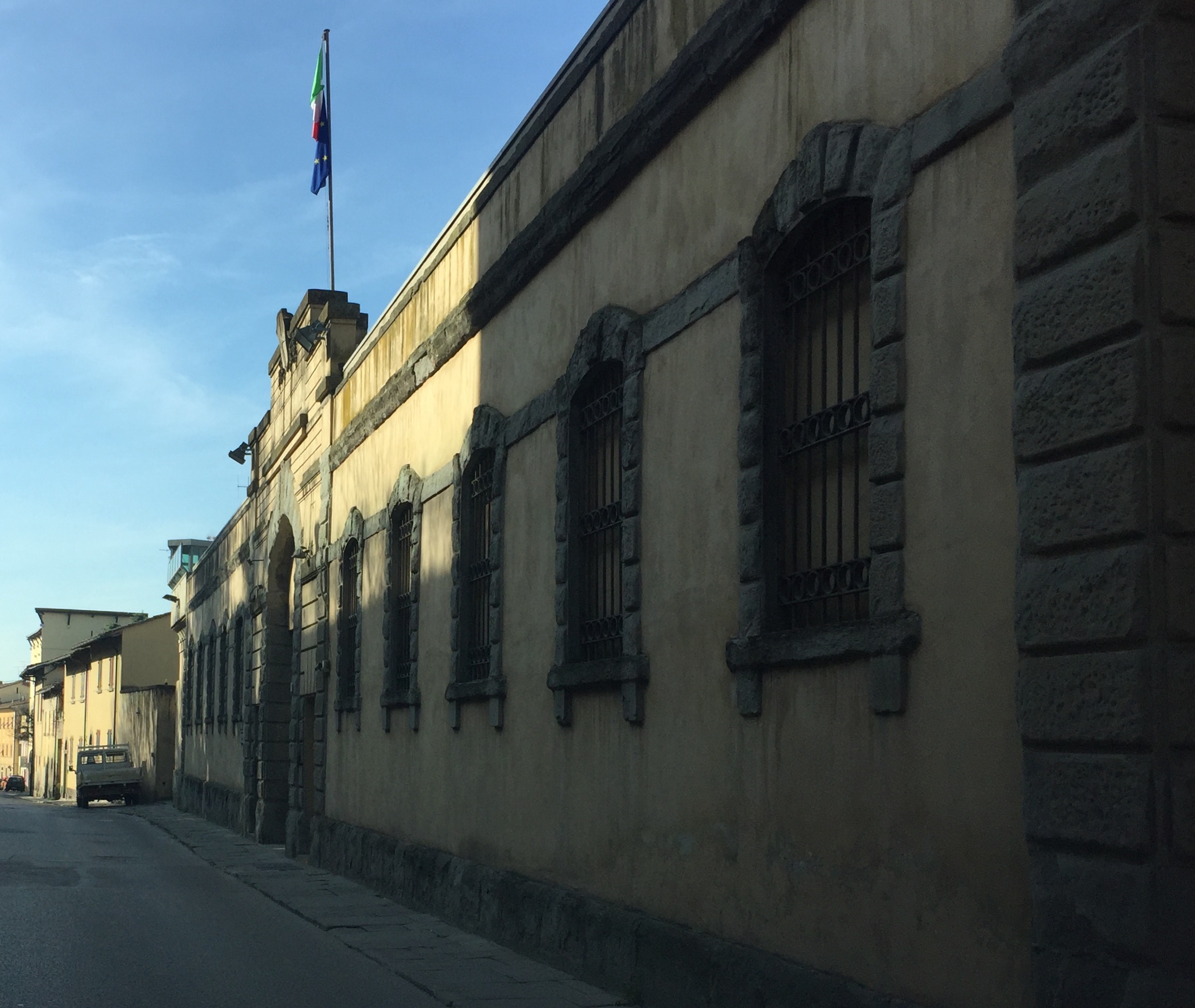 Allarme della Cisl: “carcere di Arezzo a rischio chiusura. Detenuti e trenta guardie a Siena”