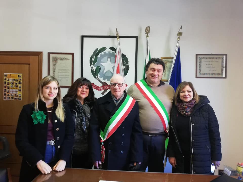 Il sindaco di Castel Focognano, Ricci, ha ricevuto Angelo Rossi riconosciuto dalla Casa Bianca come “cittadino esemplare”