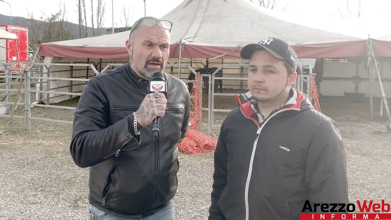 Arriva il circo e scatta la protesta degli animalisti. I circensi: “abbiamo tutti i permessi e le autorizzazioni”