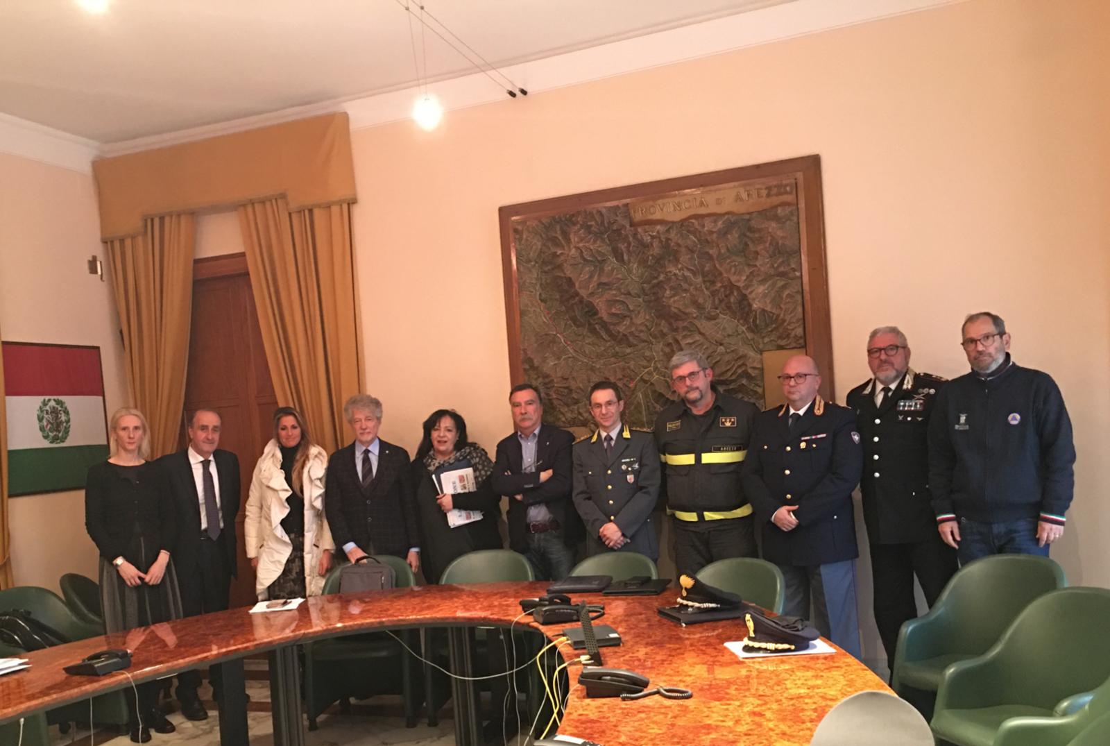 Comitato ordine e sicurezza pubblica sul Coronavirus: “nessun caso nell’Aretino. Le scuole restano aperte. Rinvio eventi a discrezione dei sindaci”