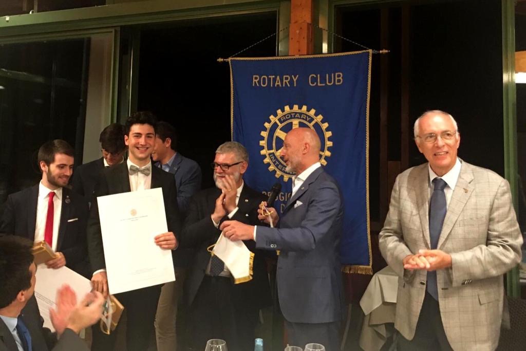 Aperte le selezioni dei giovani studenti per il Rotary Youth Leadership Awards di aprile all’Isola d’Elba