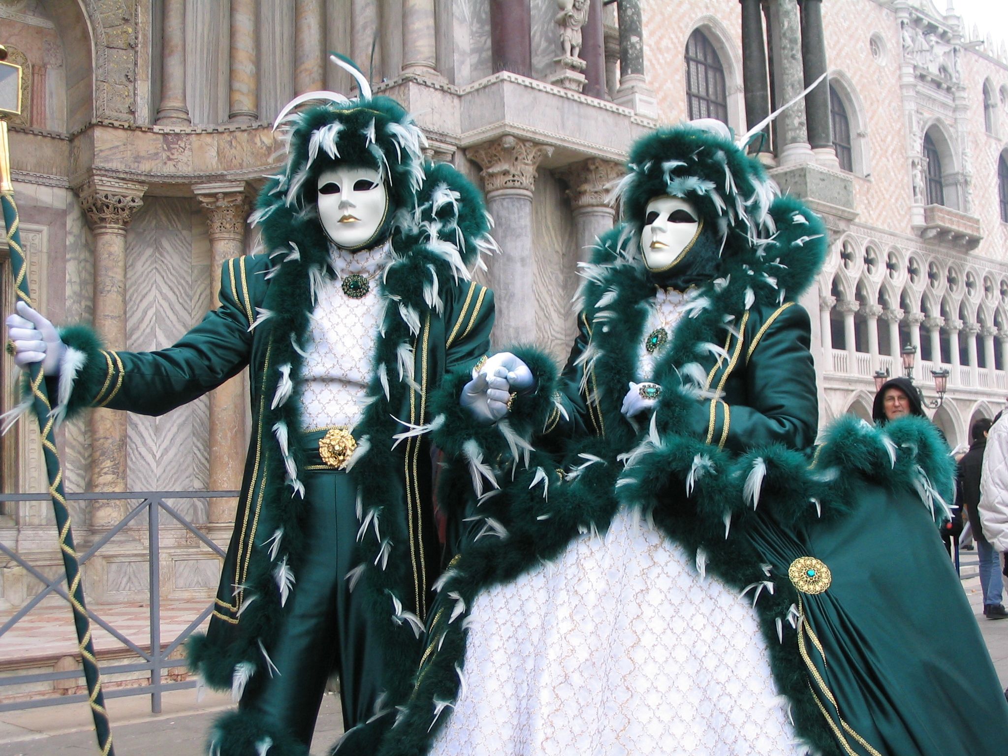 Porta Sant’Andrea: “martedì grasso” in sede con la pizzeria di Carnevale