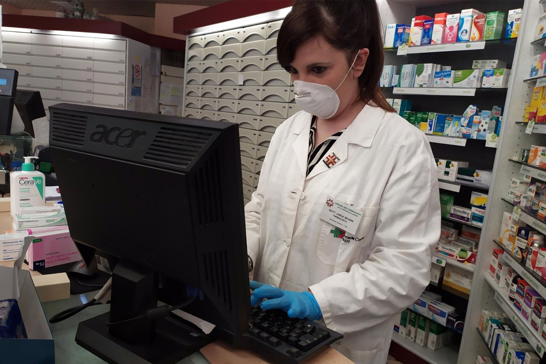 La ricetta medica diventa elettronica: arriverà per mail o sms