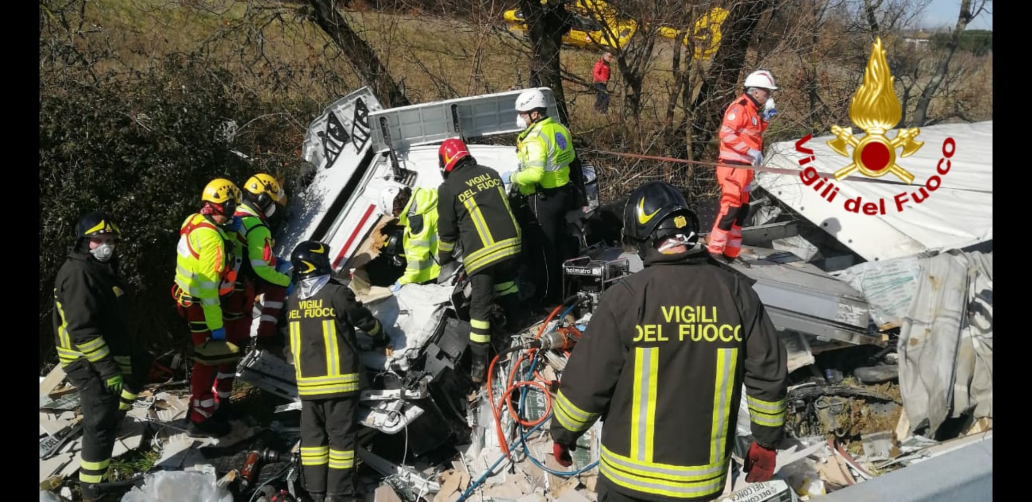 Incidente in A1, il camionista era positivo al Coronavirus. Soccorritori in sorveglianza domiciliare