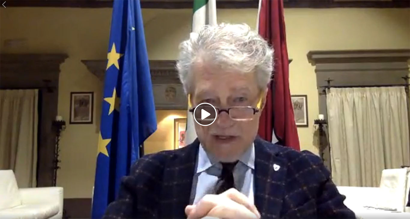 Ghinelli: “troppa gente in giro, anche over 65. Aretini non uscite di casa. Raffica di controlli in parchi, uffici postali, negozi. La prossima settimana arrivano le 4mila mascherine dalla Cina”