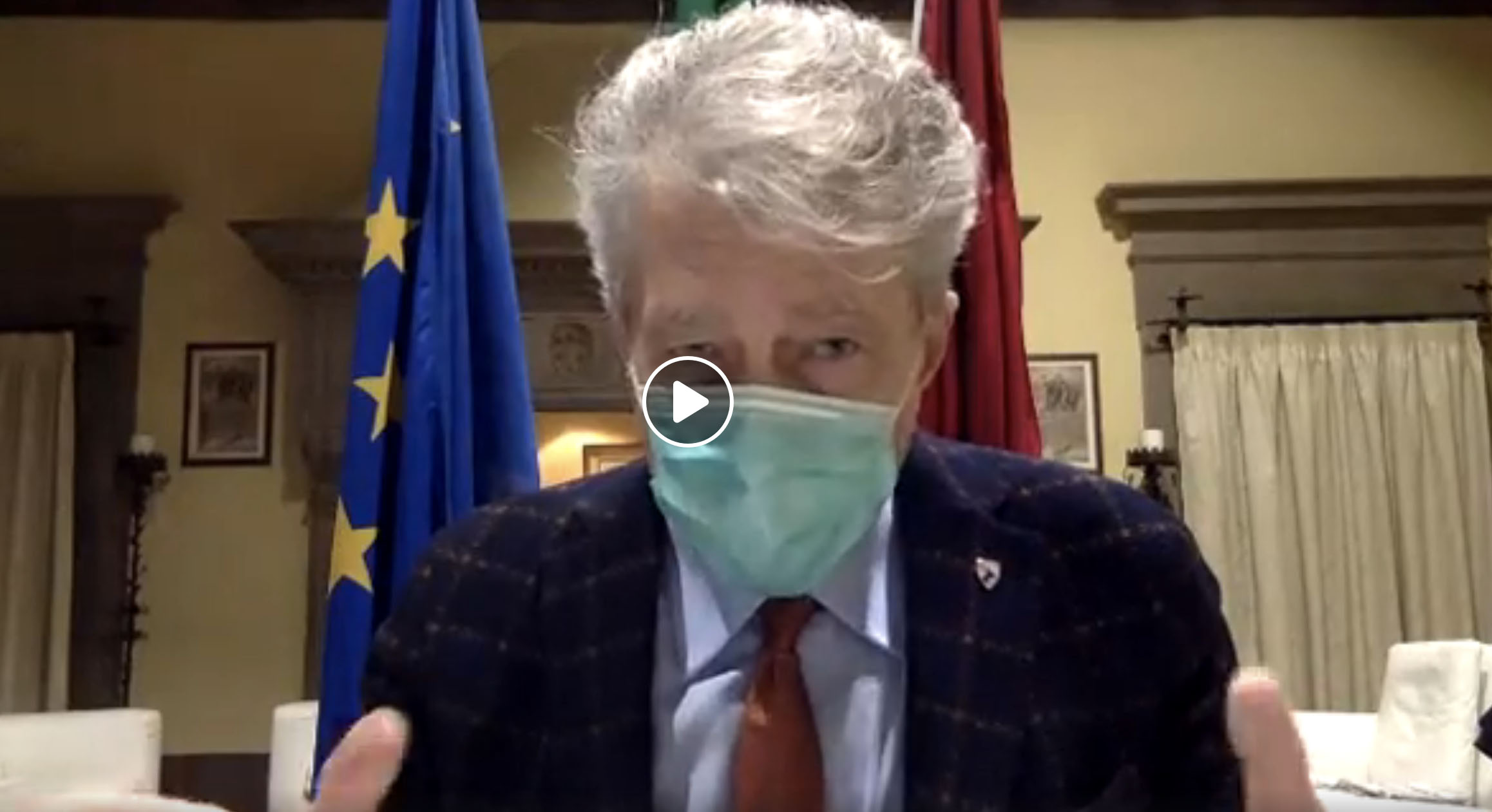 Coronavirus, altri 17 casi: superata quota cento. Ghinelli: “trovate fuori anche due persone in quarantena: inaccettabile. Partono i controlli con i droni. Saracino di giugno? L’edizione verrà molto probabilmente spostata o aggiornata. Verso il Consiglio comunale on line”. D’Urso: “interventi chirurgici per pazienti fragili spostati a San Giuseppino e al Centro Chirurgico. Ospedale pronto a far fronte all’emergenza”