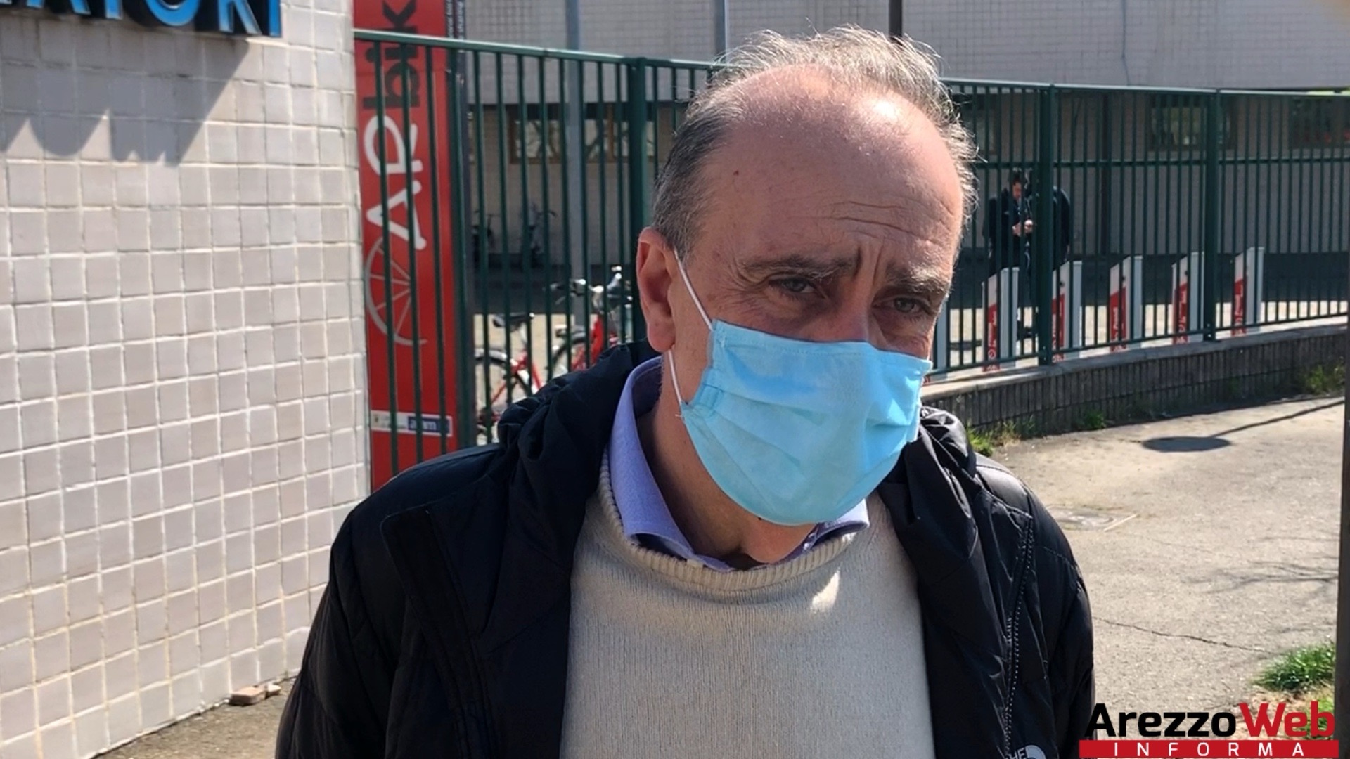 Il direttore della Asl, D’Urso: “personale sanitario tra abnegazione e preoccupazione. Siamo pronti. Aretini cercate di non uscire di casa. Le indicazioni sull’uso delle mascherine”