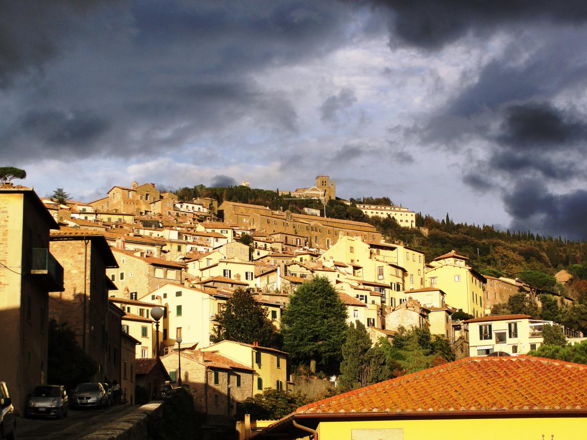 Cambio medico a Cortona