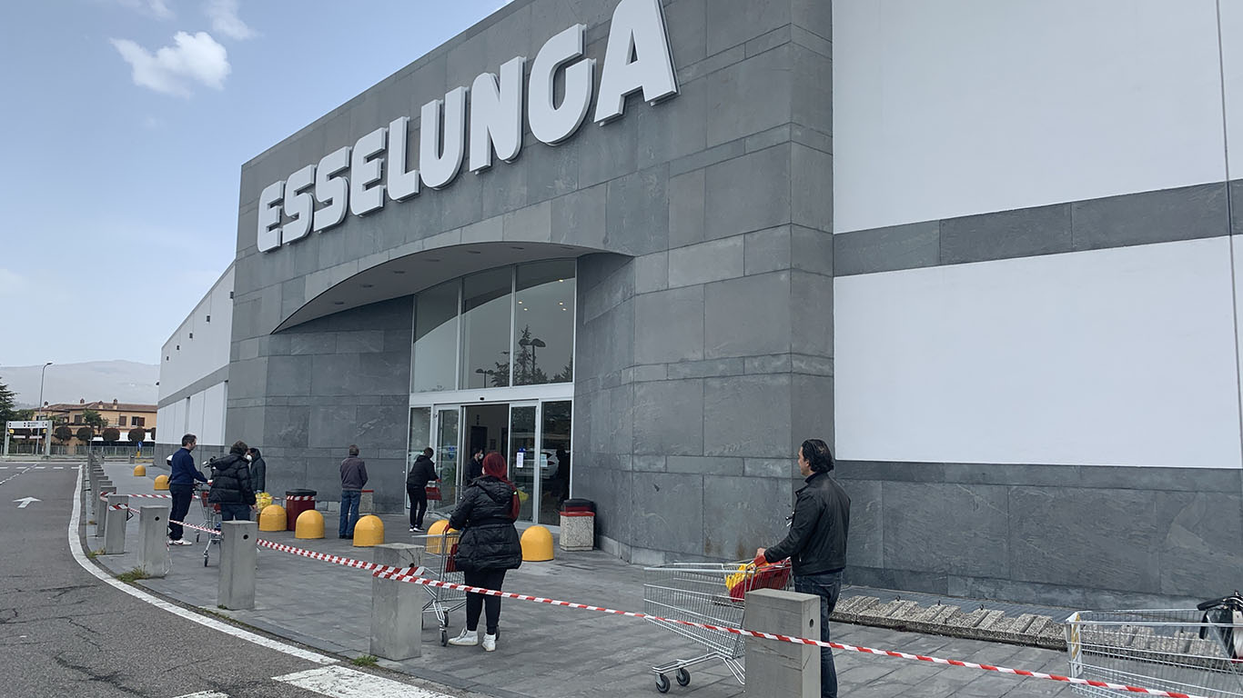 Esselunga, controllo della temperatura all’ingresso