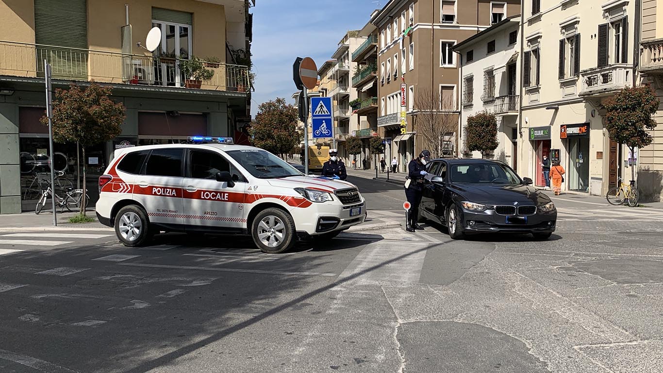 Ecco il nuovo decreto riaperture: spostamenti, green pass, scuola in presenza e sport