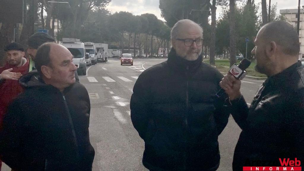 Lo stop ai mercati ad Arezzo, gli ambulanti: “il sindaco ripensi alla sua decisione”