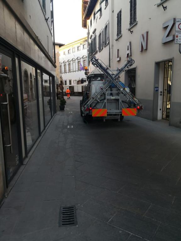 Cassonetti e strade, Comune Sansepolcro e Sei Toscana in sinergia contro il contagio