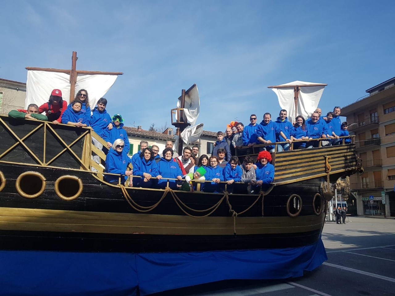 Emergenza Coronavirus, il Comitato Carnevale dei Ragazzi di Rassina dona 500 mascherine al Comune