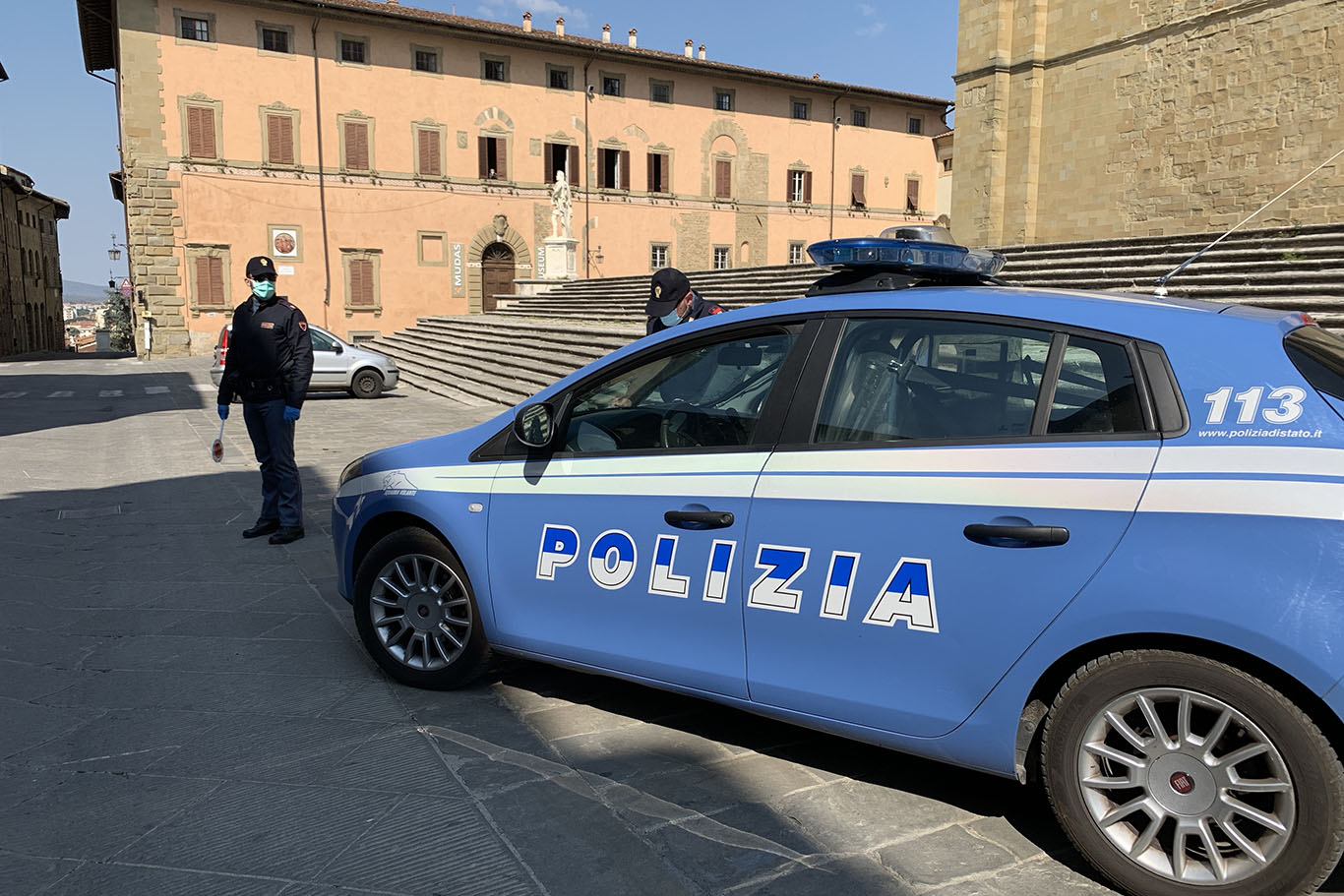Appuntamenti telefonici per eludere le misure anti contagio, arrestato spacciatore