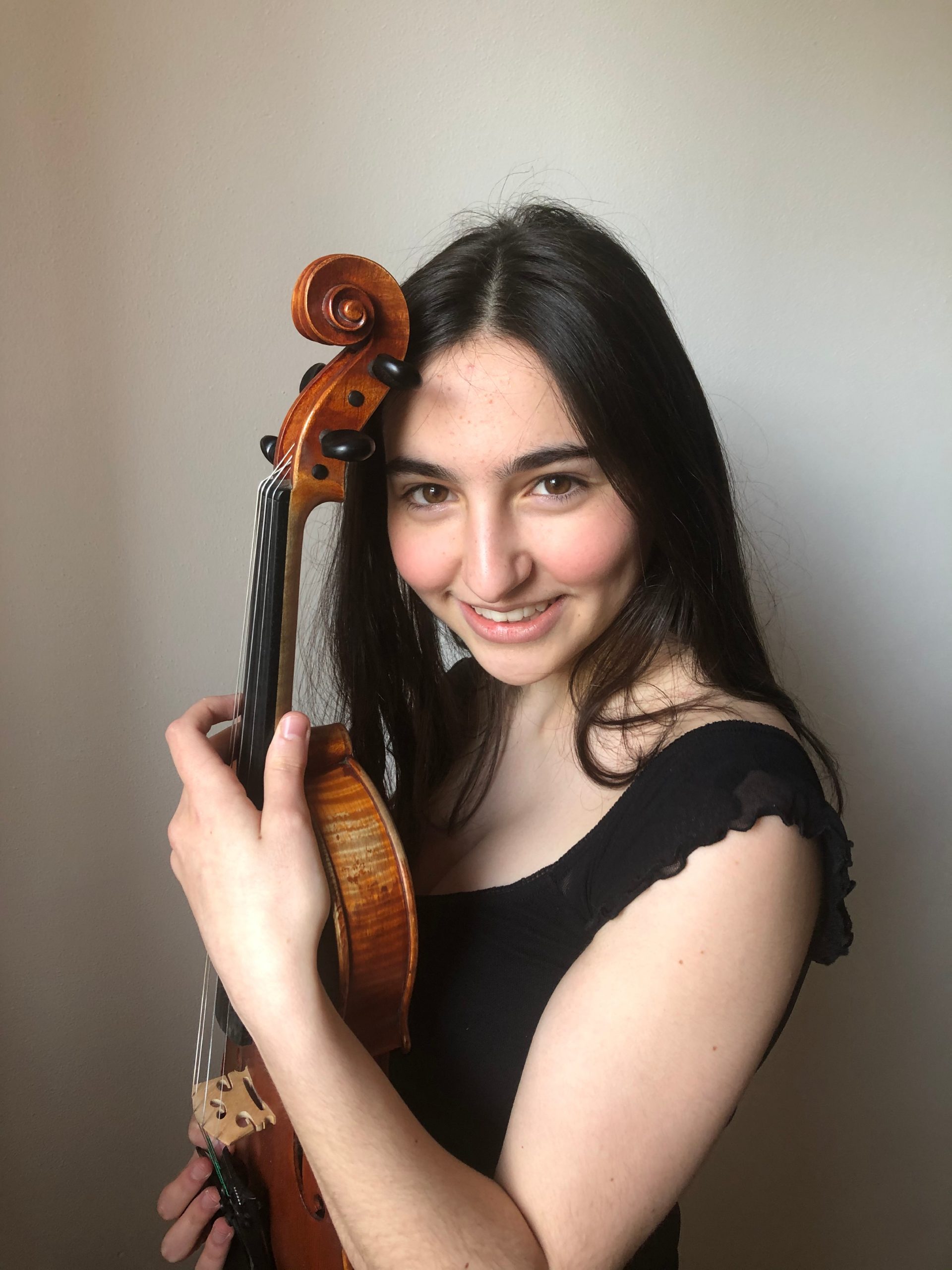 Orchestra Giovanile di Arezzo, Viola Pasquini ha vinto due audizioni internazionali