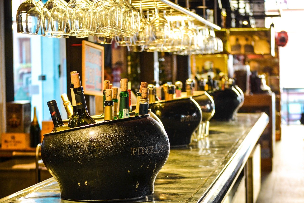 Il comune di Talla destina il bonus idrico a bar, ristoranti e servizi alla persona. Ducci: “Un aiuto alle categorie più colpite”