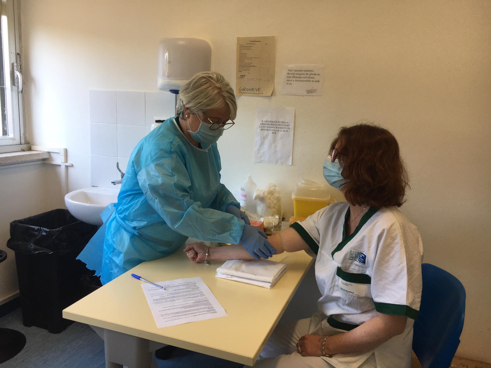 Test seriologici al personale sanitario, nell’Aretino già effettuati su 3033 operatori