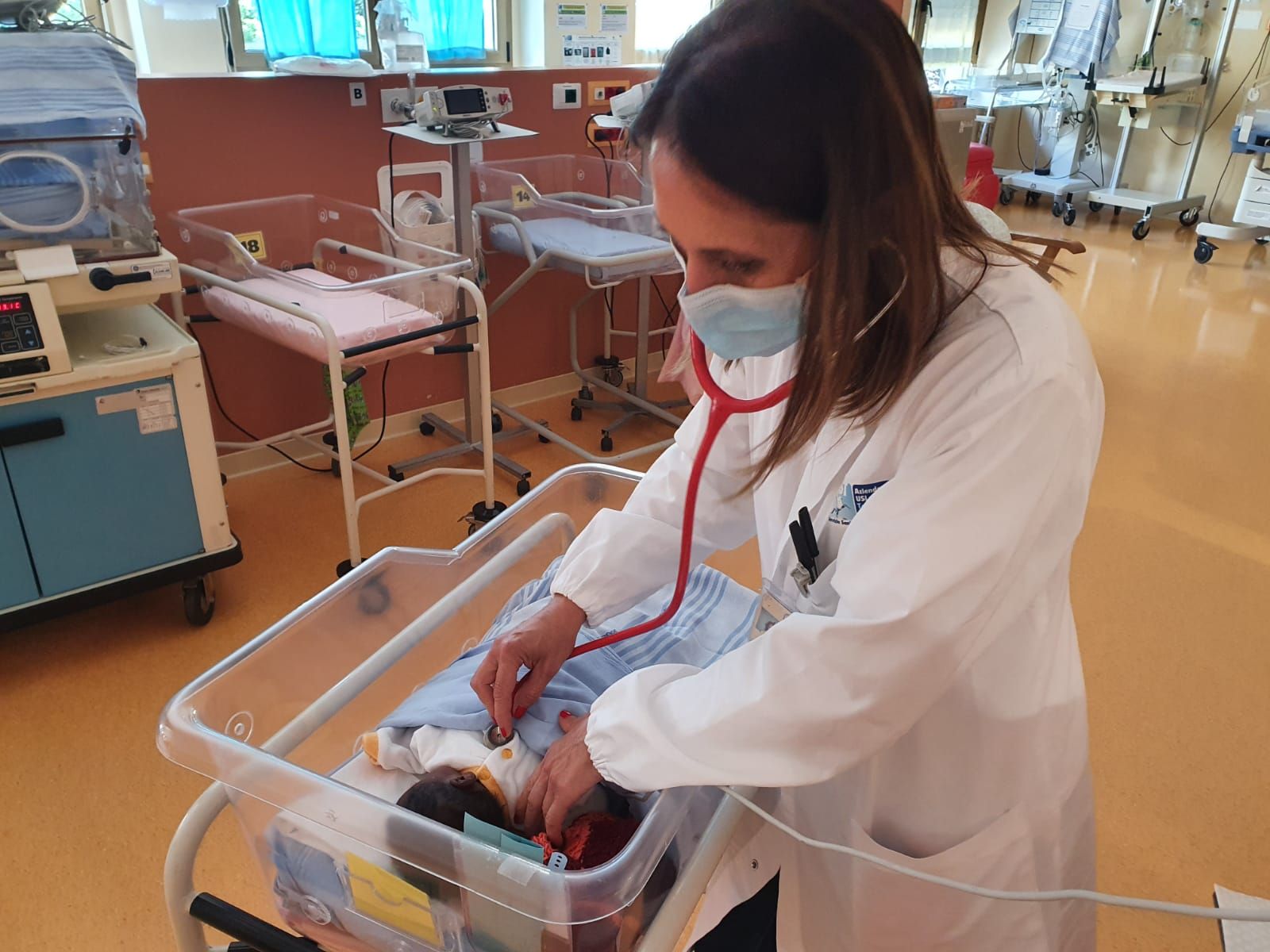 San Donato: nessun fiocco Covid. Dopo il tampone e con protezione, anche i padri in sala parto