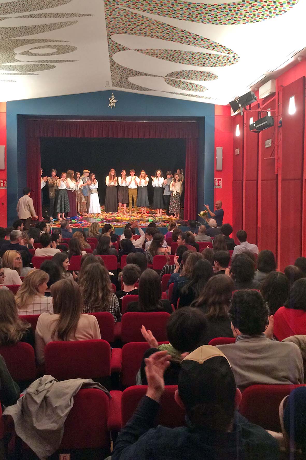 Noidellescarpediverse, appuntamento al 2021 per “Il Classico in scena” e “Lisistrata”