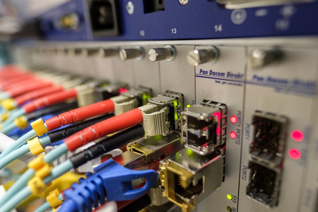 Montevarchi: lavori di scavo per la posa in opera della fibra ottica