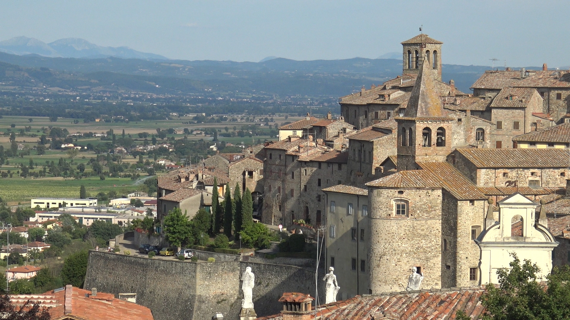 Inizieranno domani ad Anghiari le riprese del documentario “Rastrelli. Arte, teatri e attori al tempo della peste”