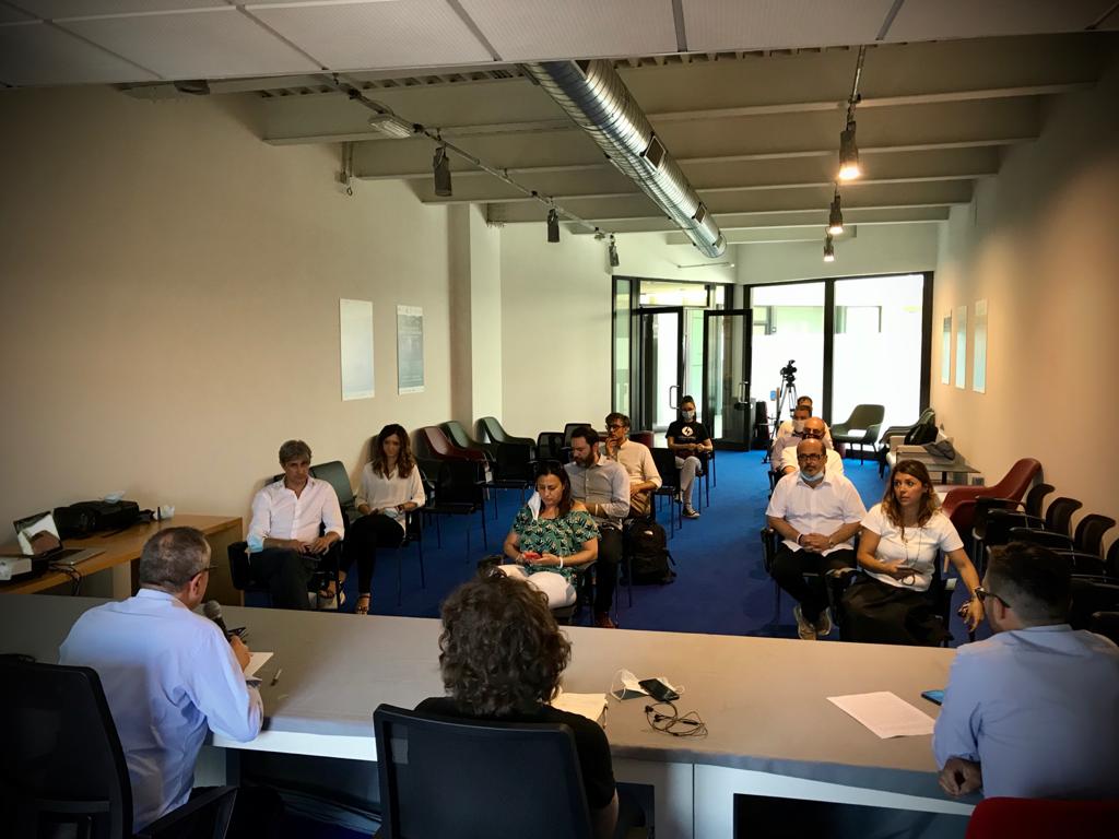 Valdichiana Outlet Village sostiene la promozione della Toscana. Presentato a sindaci, amministratori ed operatori il progetto “In Valdichiana”, cluster di video racconti del territorio ad alto impatto emotivo