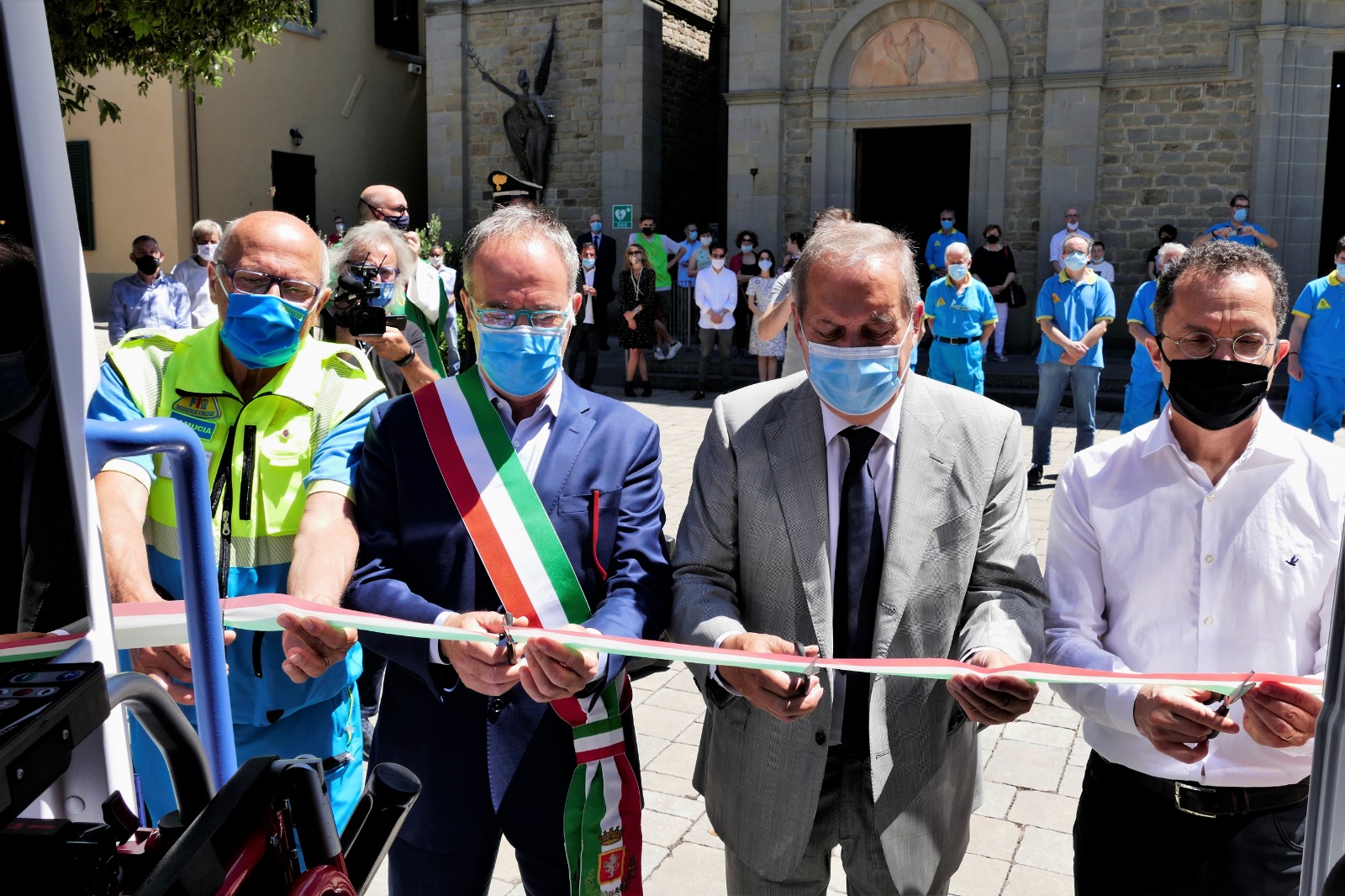 Una nuova ambulanza per la comunità di Camucia