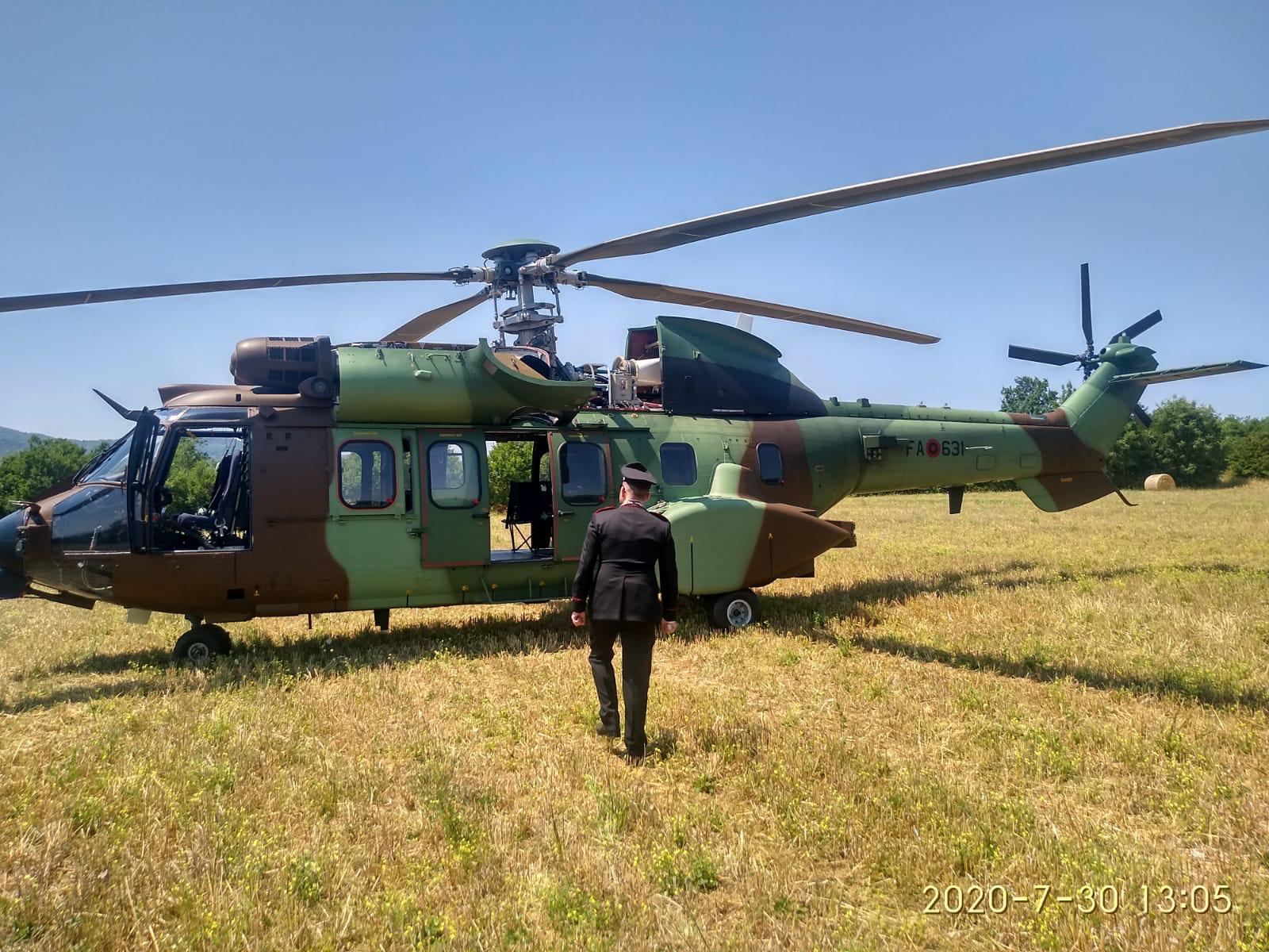 Elicottero dell’areonautica albanese in avaria in Casentino
