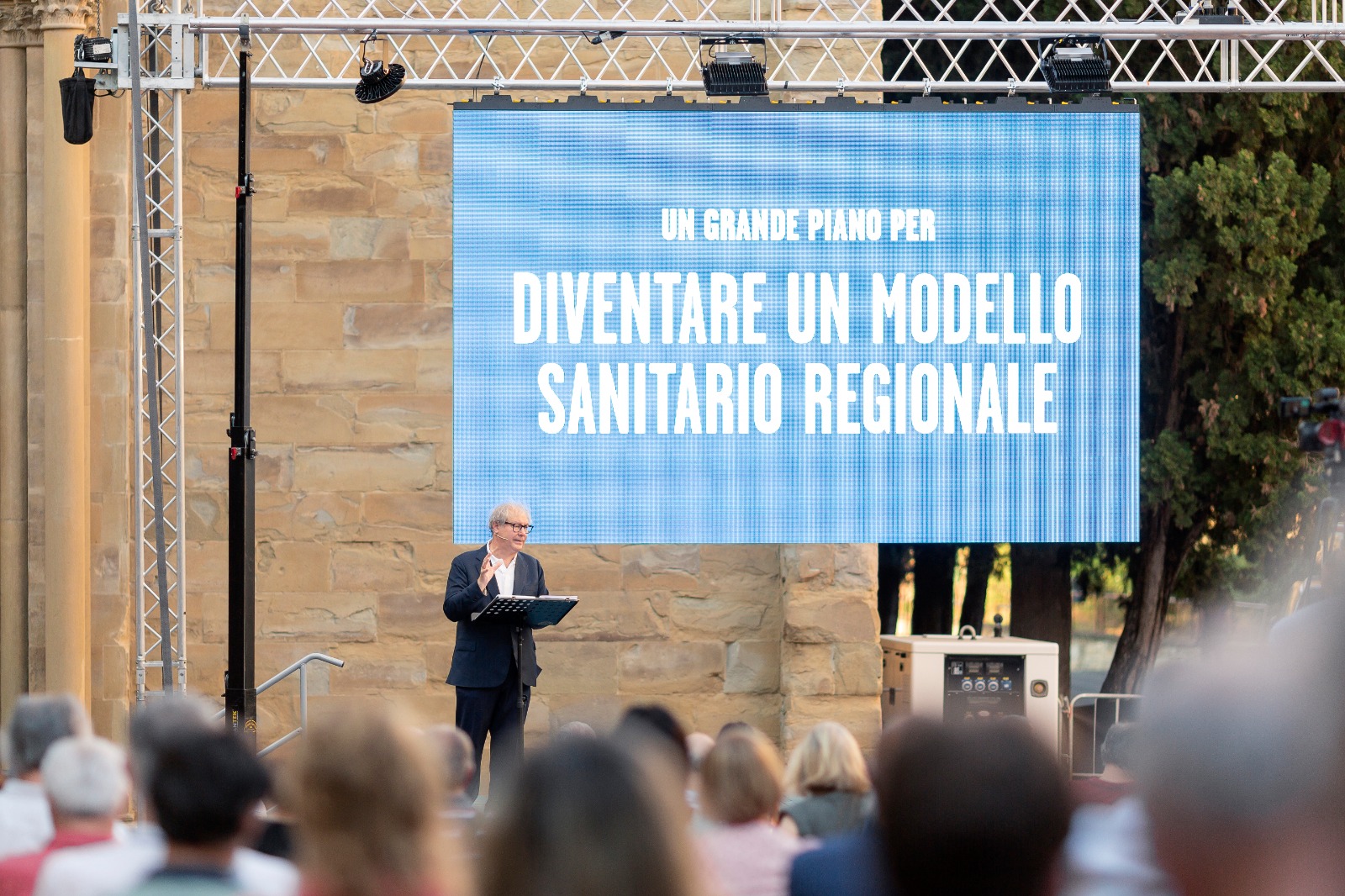 Ralli: “puntiamo tutto sulla sanità pubblica”. Evento all’Hotel Etrusco